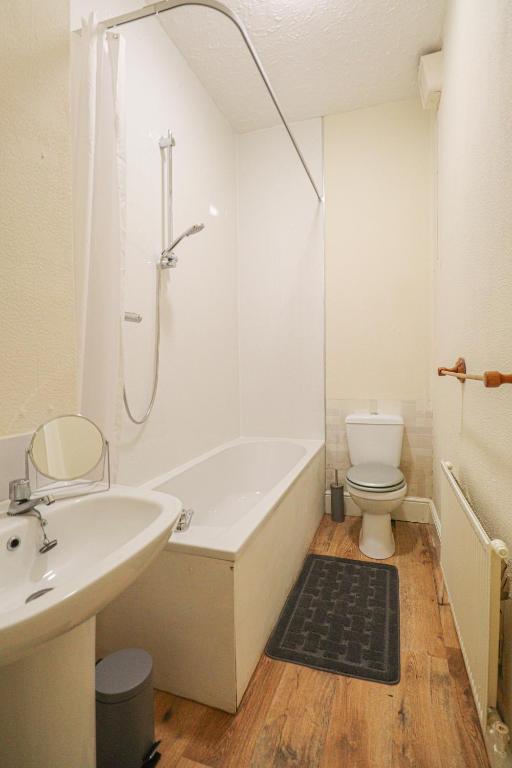Koupelna v ubytování Cosy Ardrossan Apartment