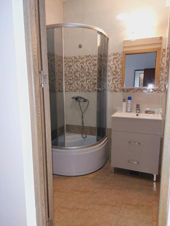 Garsoniera Studio - One-Bedroom Apartment