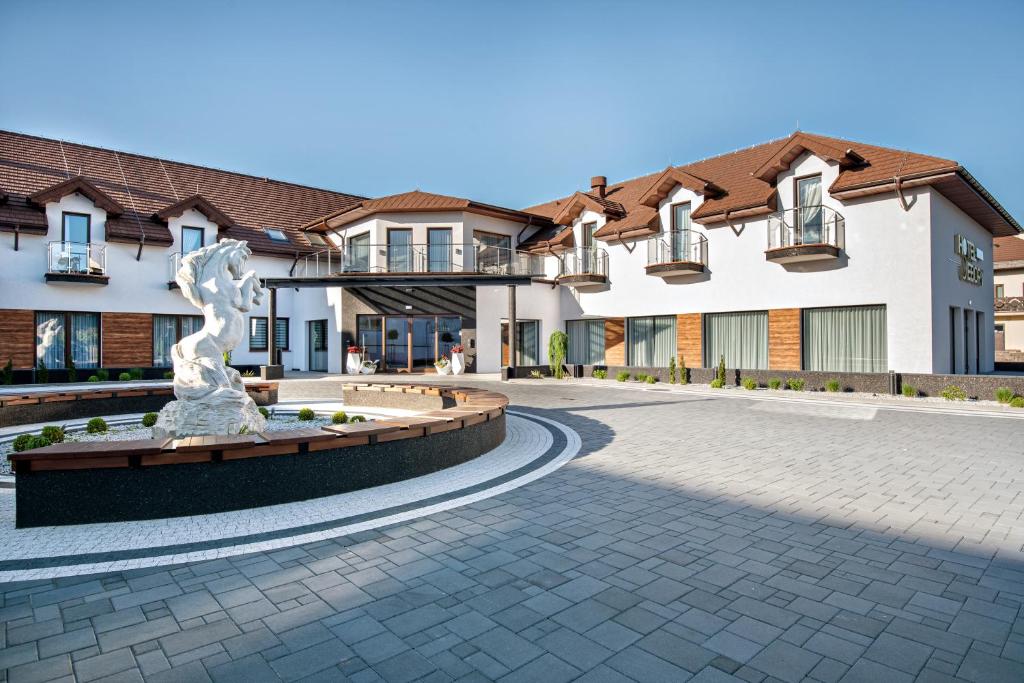 Budova, kde se hotel nachází