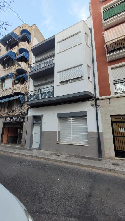 Alicante Residenca Plus Ultra - Three-Bedroom Apartment