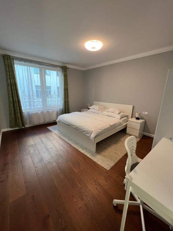Postel nebo postele na pokoji v ubytování The Dante Prague - Family Apartments with FREE PARKING