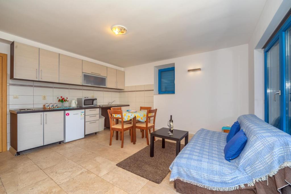 Altomare with Sea View - Appartement Avec Vue Sur La Mer