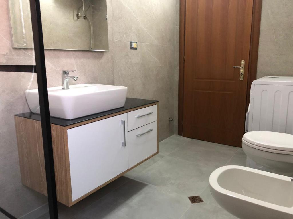 Lovely Sea View Apartment - Imazhi 3