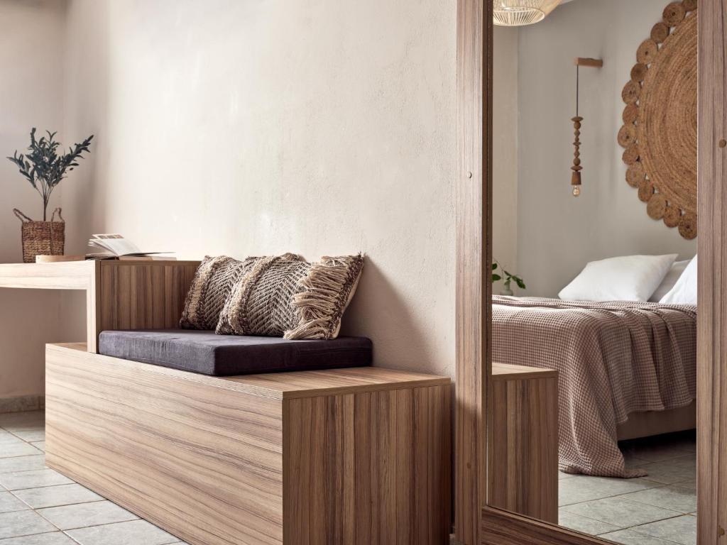A bed or beds in a room at Casa Del Mar