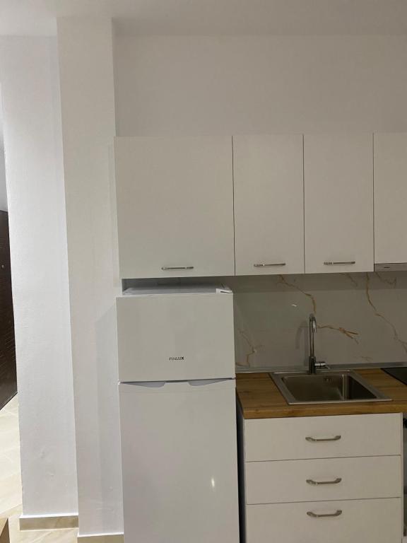 Alessio Apartments 2 - Image 8