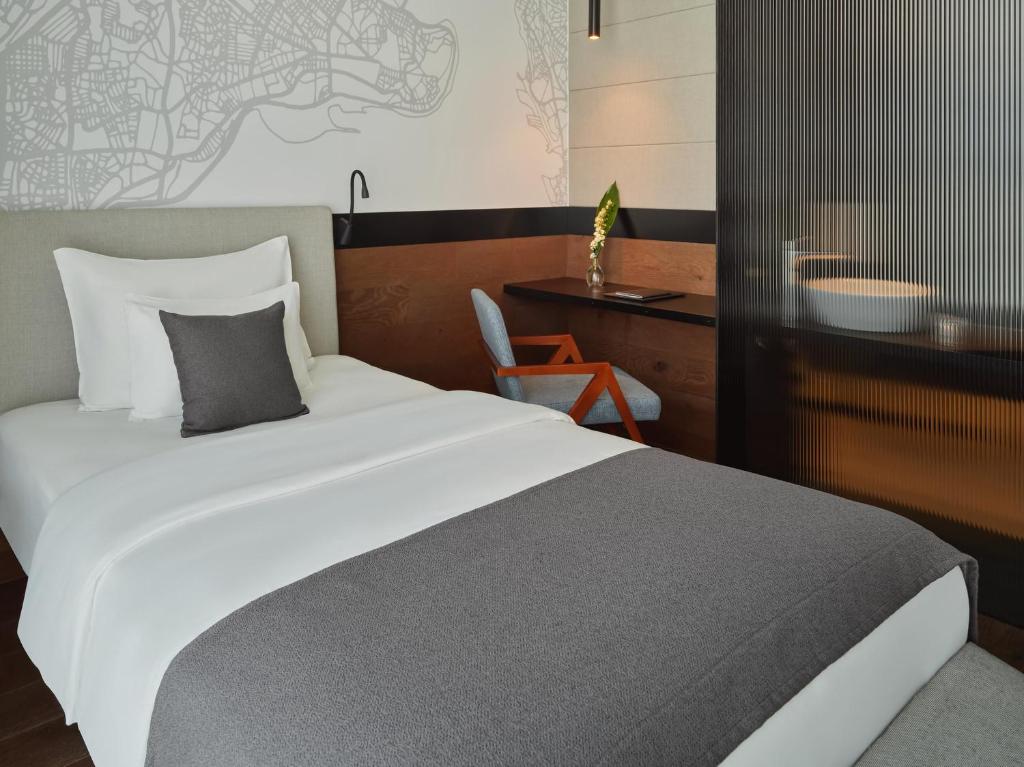 Mövenpick Zagreb - Superior Single Room