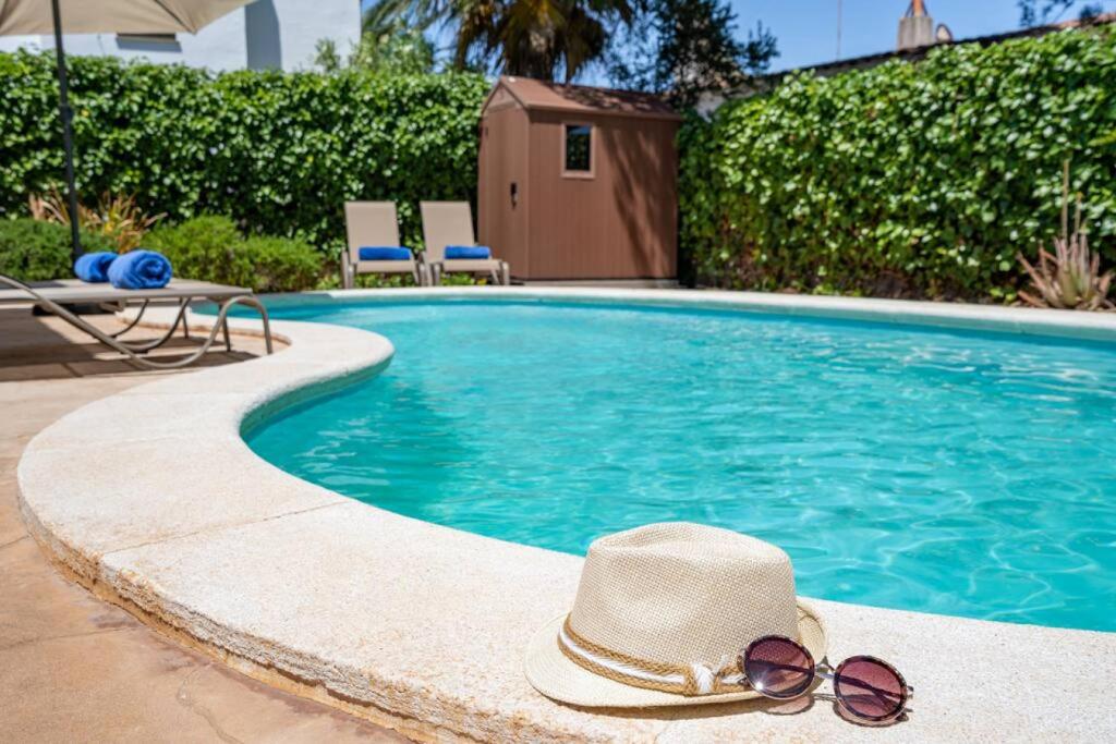 Villa Gloria, Cala'n Bosch (updated prices 2024)