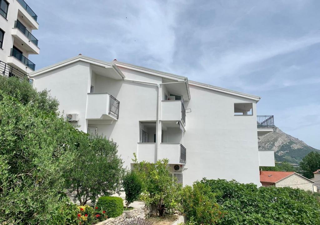 Nespecifikovaný výhled na hory nebo výhled na hory při pohledu z apartmánu