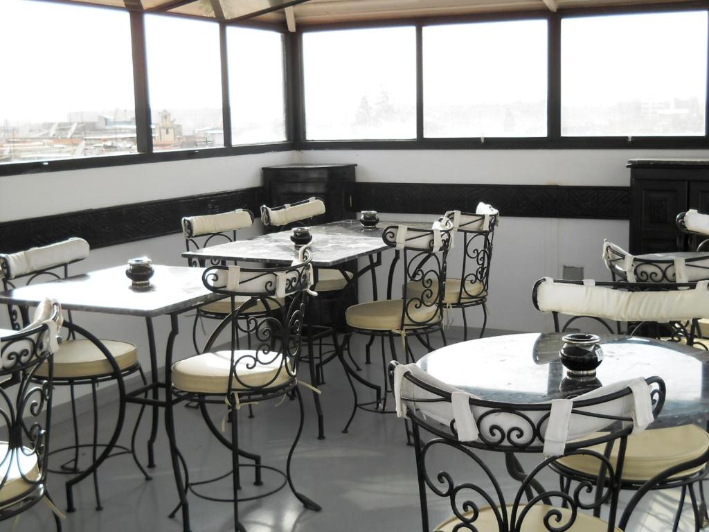 Restaurace v ubytování Ryad Laârouss
