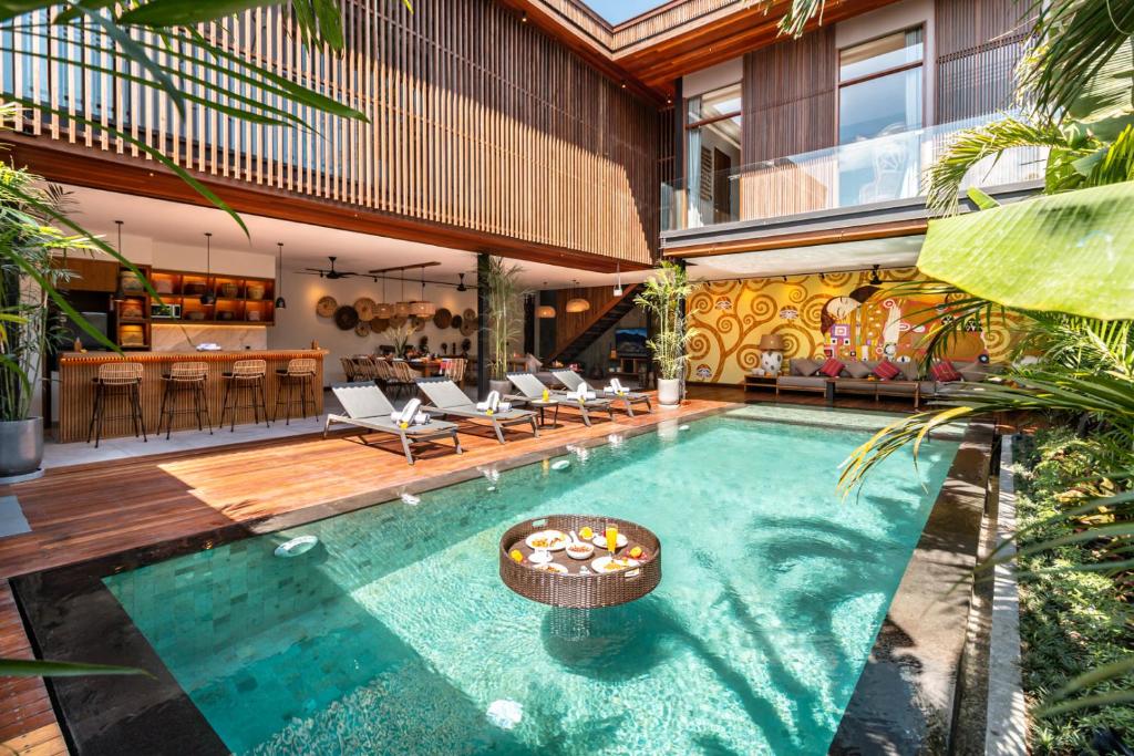 PROMO Luxury 4bd Villa in HotSpot with Huge Private Pool - Hizvo