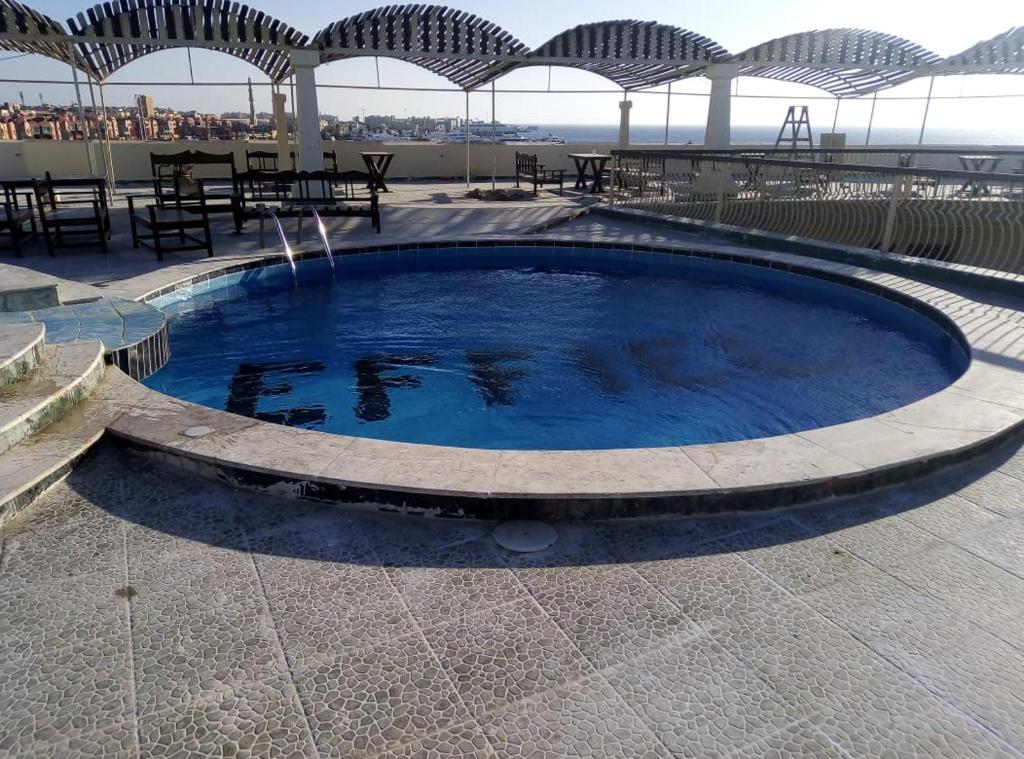 Bazén v ubytování Eiffel Hotel Hurghada nebo v jeho okolí