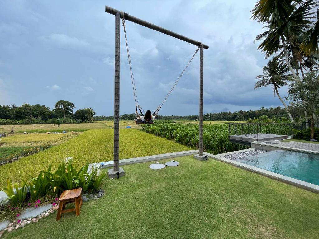 Bazén v ubytování The Valerian Villa Ubud nebo v jeho okolí