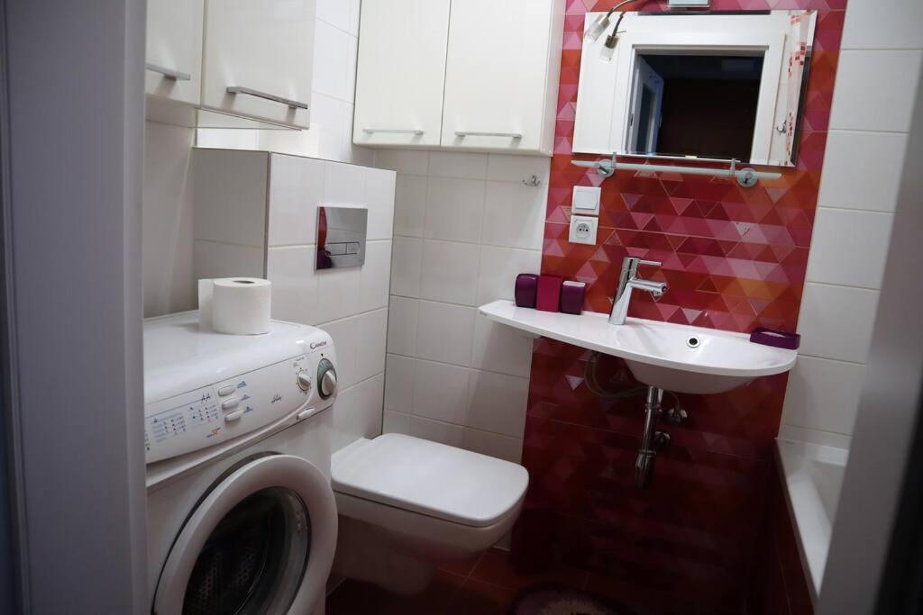Kúpeľňa v ubytovaní Uroczy Apartament- Kołobrzeg