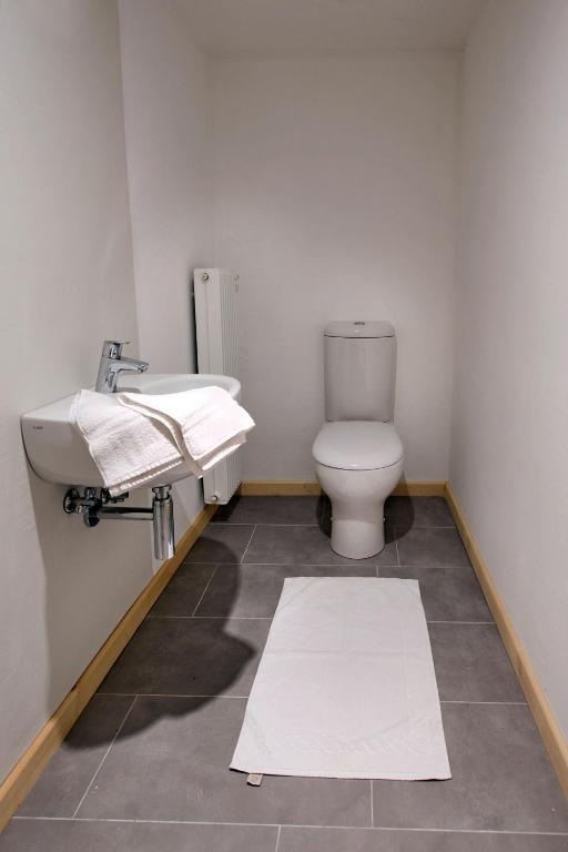Koupelna v ubytování La Marmote Albergo Diffuso di Paluzza Aip