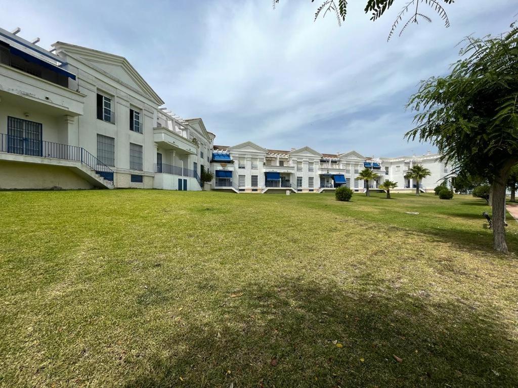 Fotografie z fotogalerie ubytování Espíritu Santo Beach, Apartamentos Living Sur v destinaci Sanlúcar de Barrameda