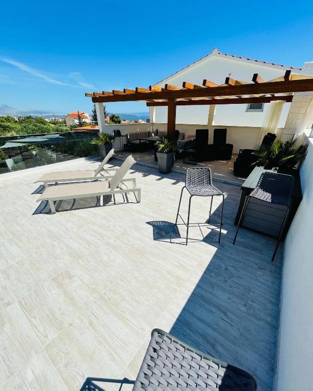 Balkón alebo terasa v ubytovaní Villa Bliss , Kastela - Croatia