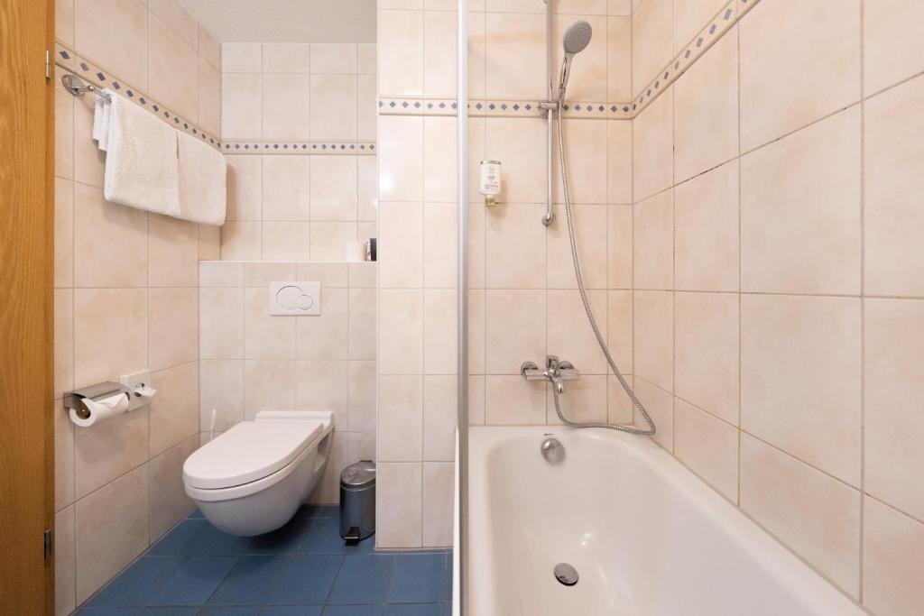 Koupelna v ubytování ates Hotel Kehl