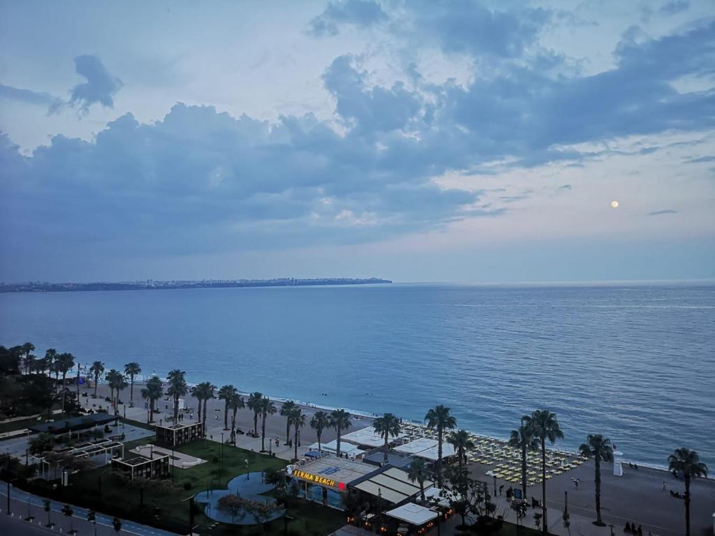 Nespecifikovaný výhled na moře nebo výhled na moře při pohledu z hotelu