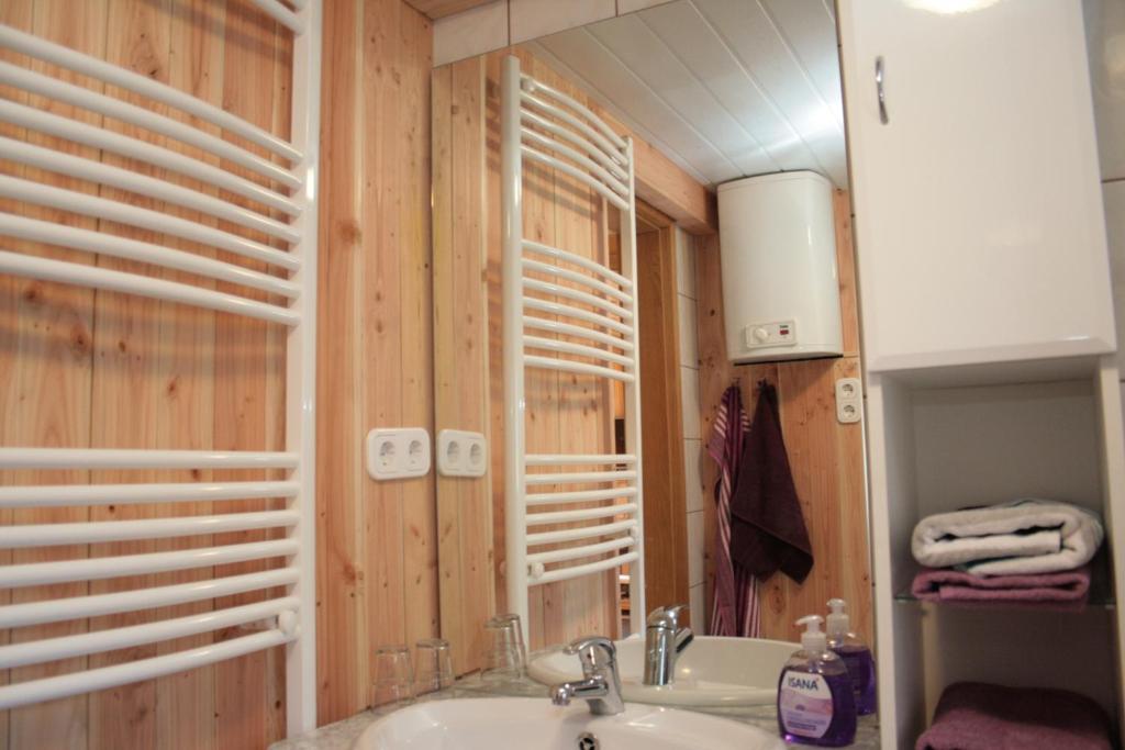 Ferienhäuser Ohratalsperre - Maison D'une Chambre