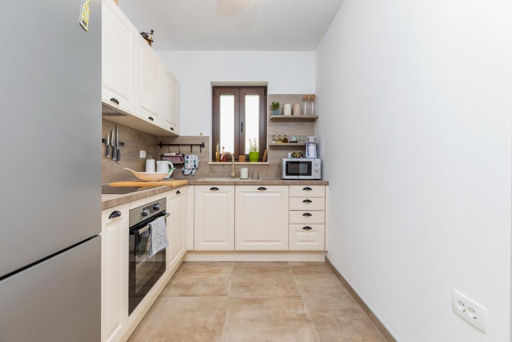 Kuchnia lub aneks kuchenny w obiekcie Rental house Nada