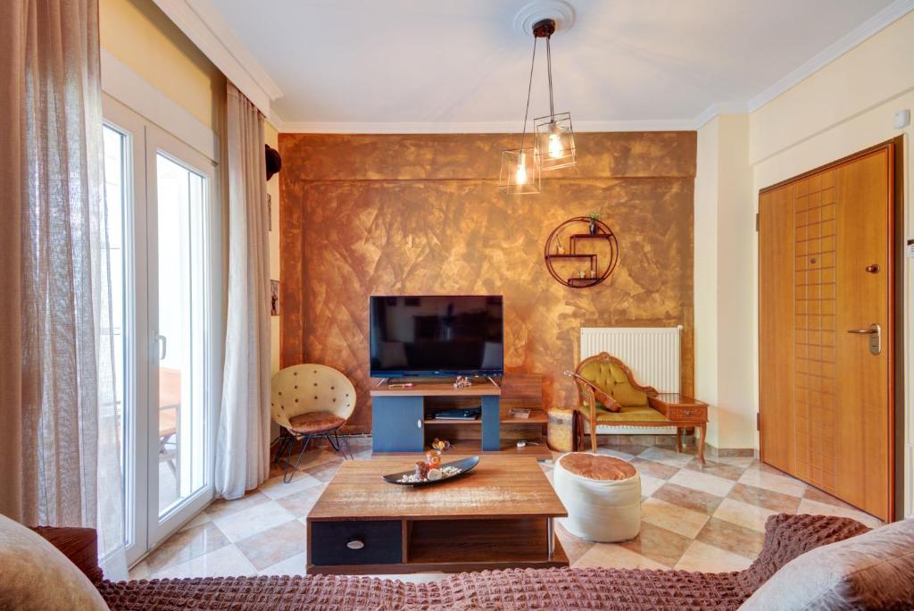 TV a/nebo společenská místnost v ubytování East City Living Apt - Netflix, Vesta Philoxenia