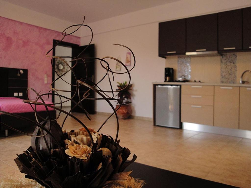 A kitchen or kitchenette at Dafni studios no2