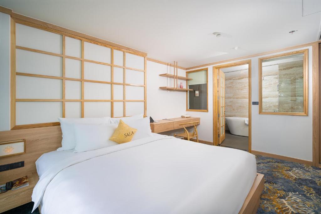 Special Offer - Apartment with Partial Sea View