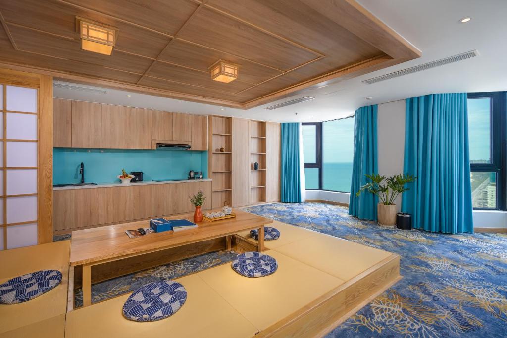 Special Offer - Apartment with Partial Sea View