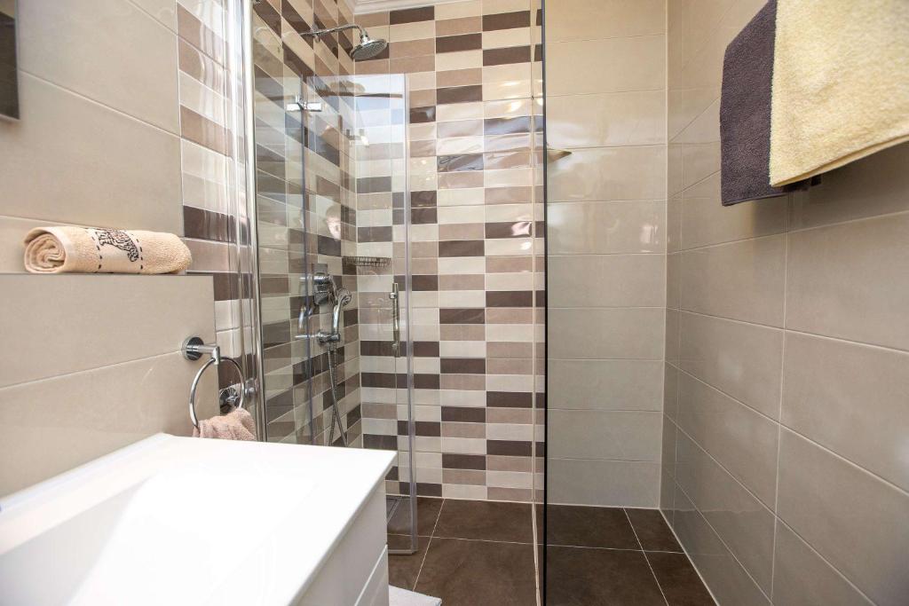 Kúpeľňa v ubytovaní Apartments Mosor