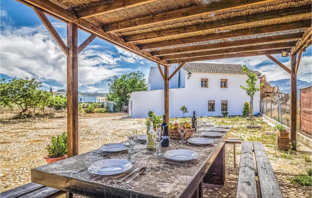 Vonkajšia záhrada v ubytovaní Cozy Home In Villanueva Del Rosario