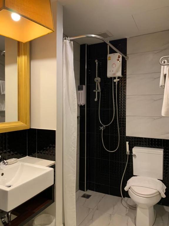 99 The Gallery Hotel - Resim 15