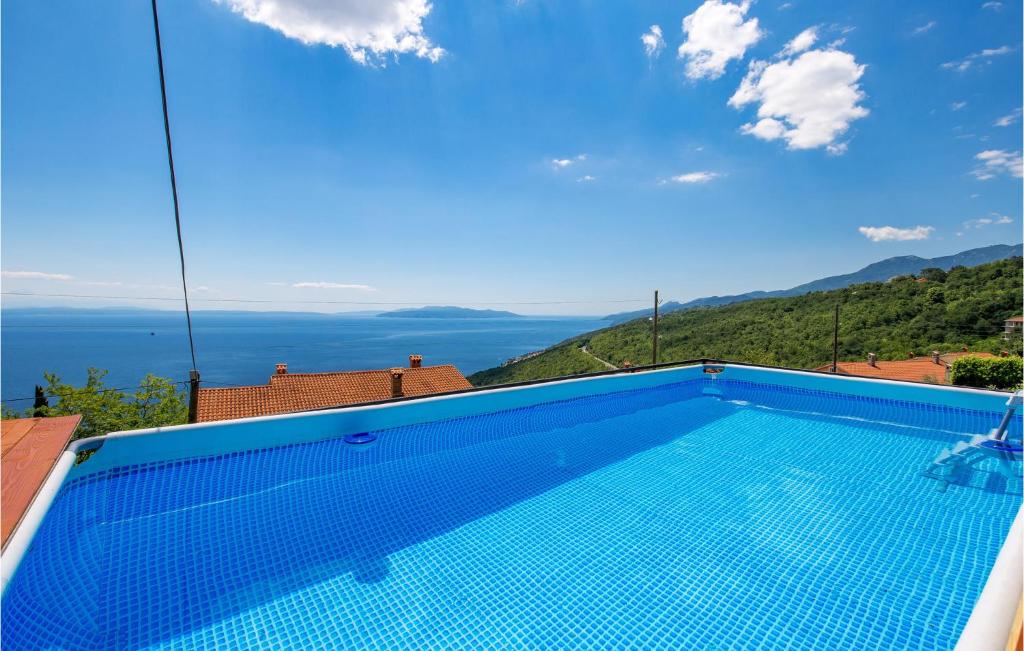 Nice home in Bregi with WiFi, Outdoor swimming pool and 4 Bedrooms