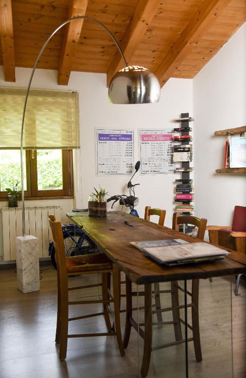Fotografie z fotogalerie ubytování La Casa di Emy v destinaci Solto Collina