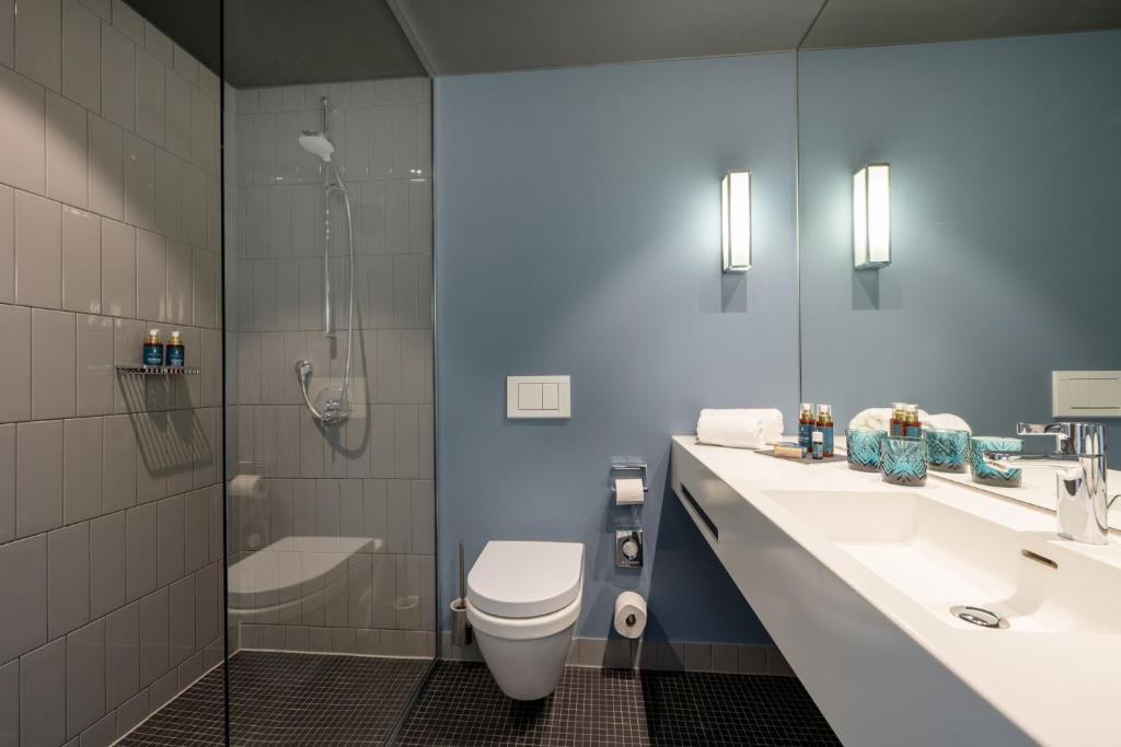 June Six Hotel Berlin City West - Resim 8