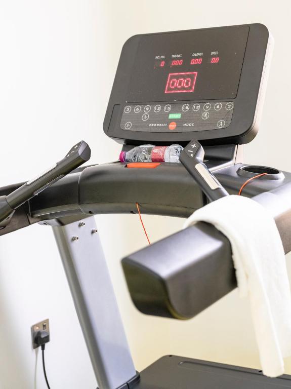 Fitness centrum a/nebo fitness zařízení v ubytování Retaj Inn Al Wakrah