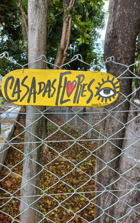 Casa das Flores Colorado - Aluguel de quartos com camas de casal - banheiros compartilhados - отзывы и видео