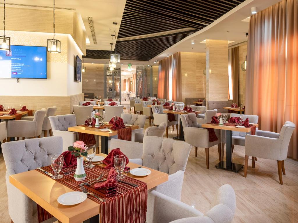 Restaurace v ubytování Retaj Inn Al Wakrah