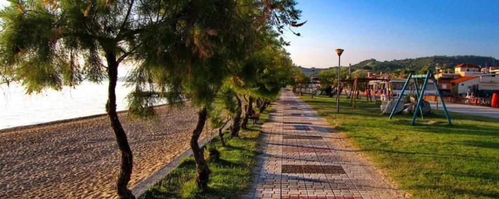 Fotografie z fotogalerie ubytování COUNTRY HOUSE IN OLIVE GROVE - Gerakini v destinaci Yerakiní