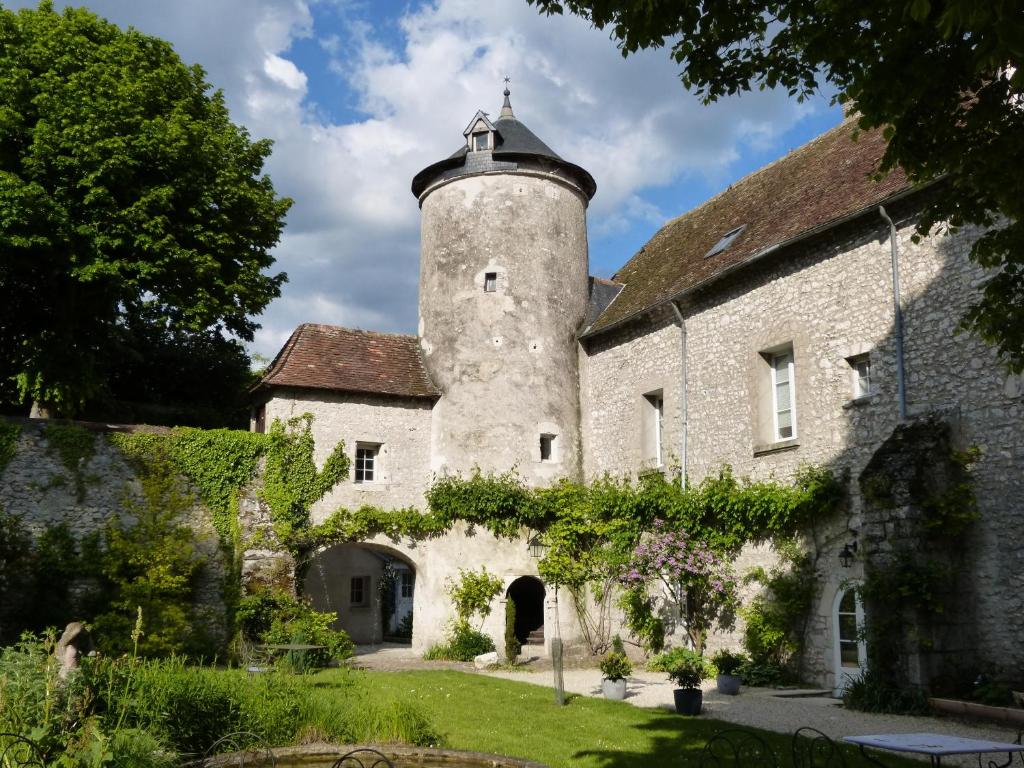 Fotografie z fotogalerie ubytování Logis Hôtel Le Relais Louis XI v destinaci Meung-sur-Loire