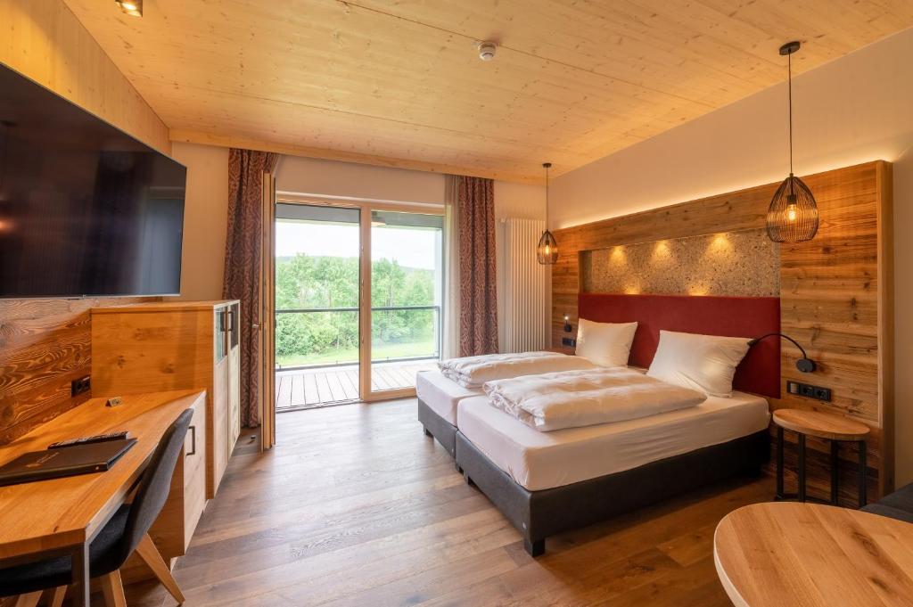 Landhotel Zum Goldenen Kreuz - Chambre Double - Accès Personnes Handicapées