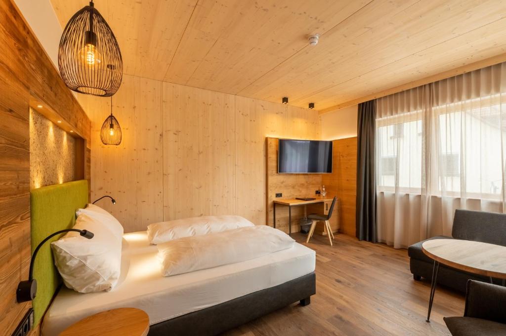 Landhotel Zum Goldenen Kreuz - Chambre Double Ou Lits Jumeaux De Luxe
