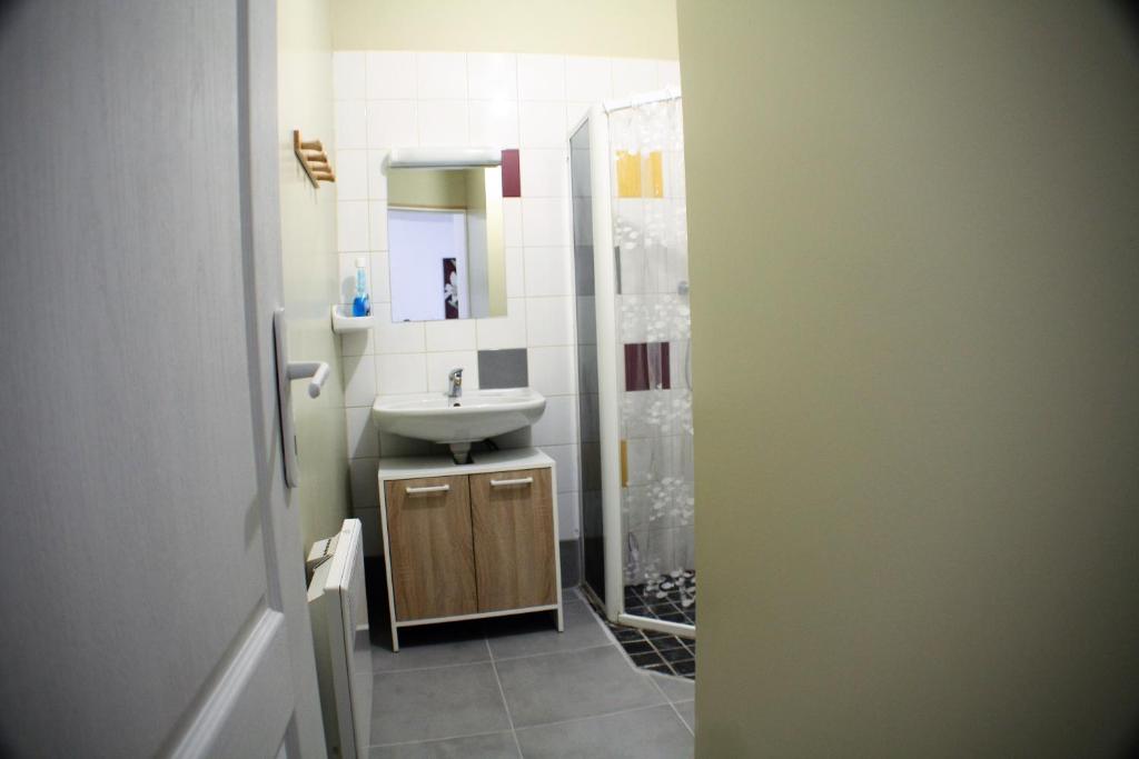 Kúpeľňa v ubytovaní Le Cottage des Curie