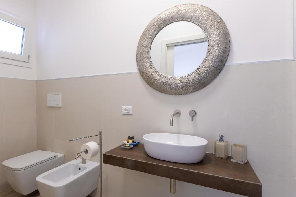 A bathroom at Valentinus