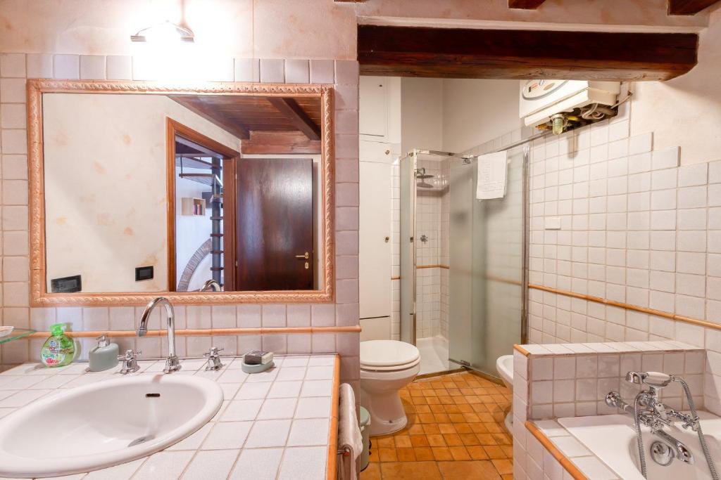 Kép AB Plus - via Solferino 39 szállásáról Bolognában a galériában