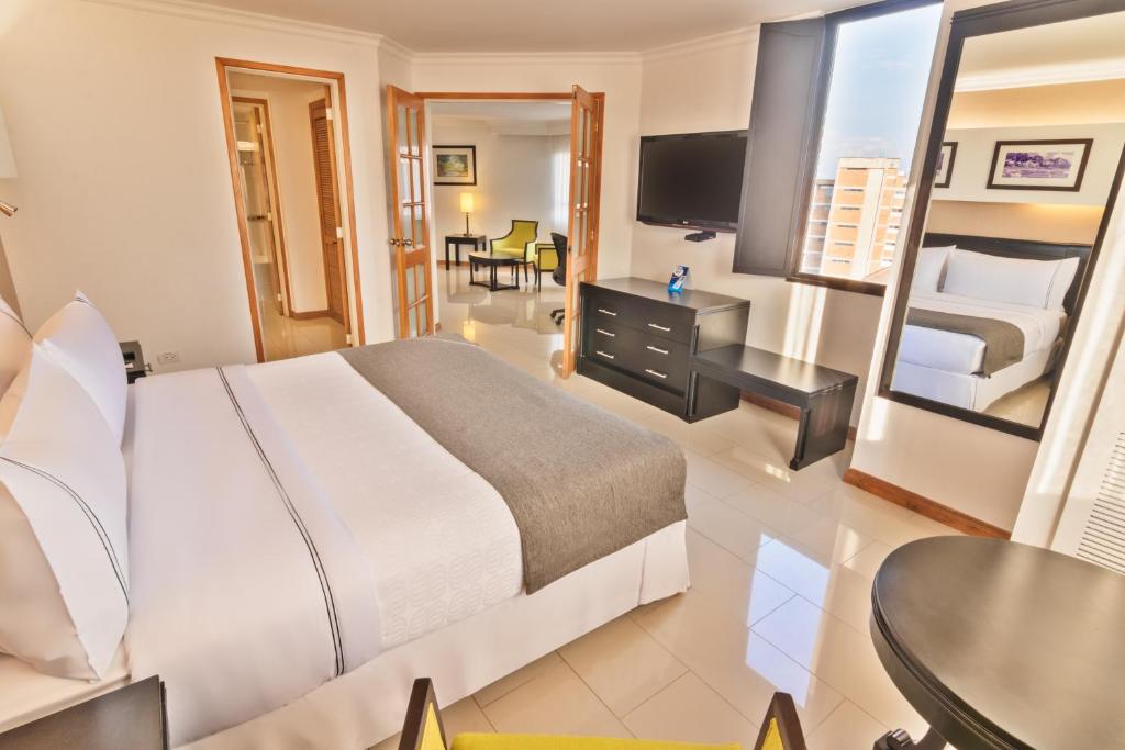 TV a/nebo společenská místnost v ubytování Sonesta Hotel Cali