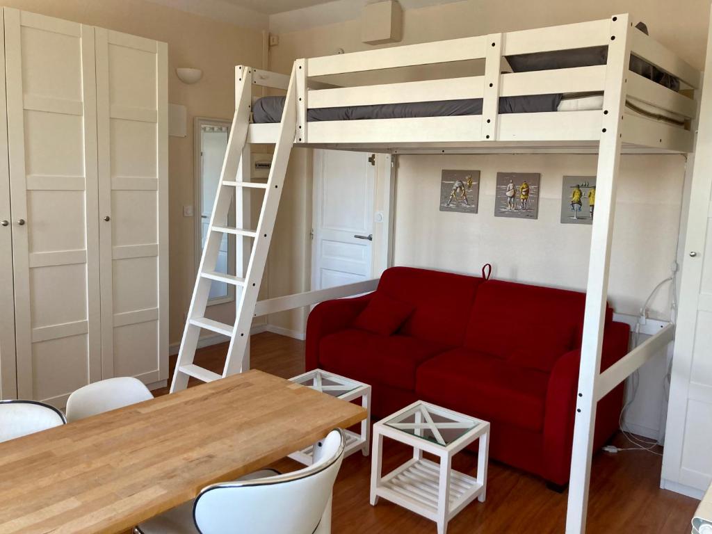 Le 22 - Studio 4p Proche Mer & Vue Bourg - Housity