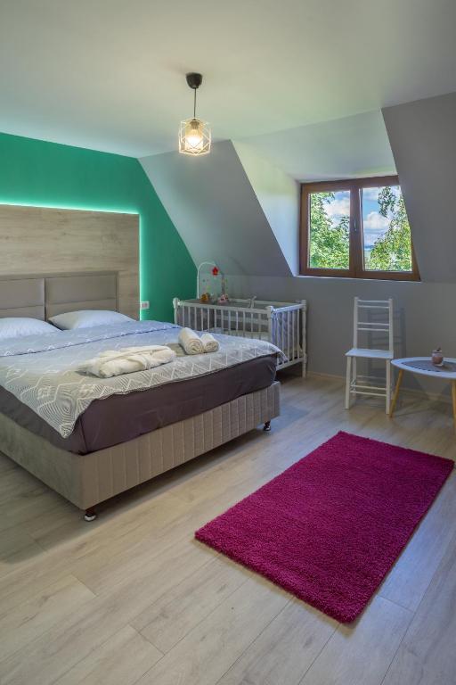 Postel nebo postele na pokoji v ubytování Mountain inn