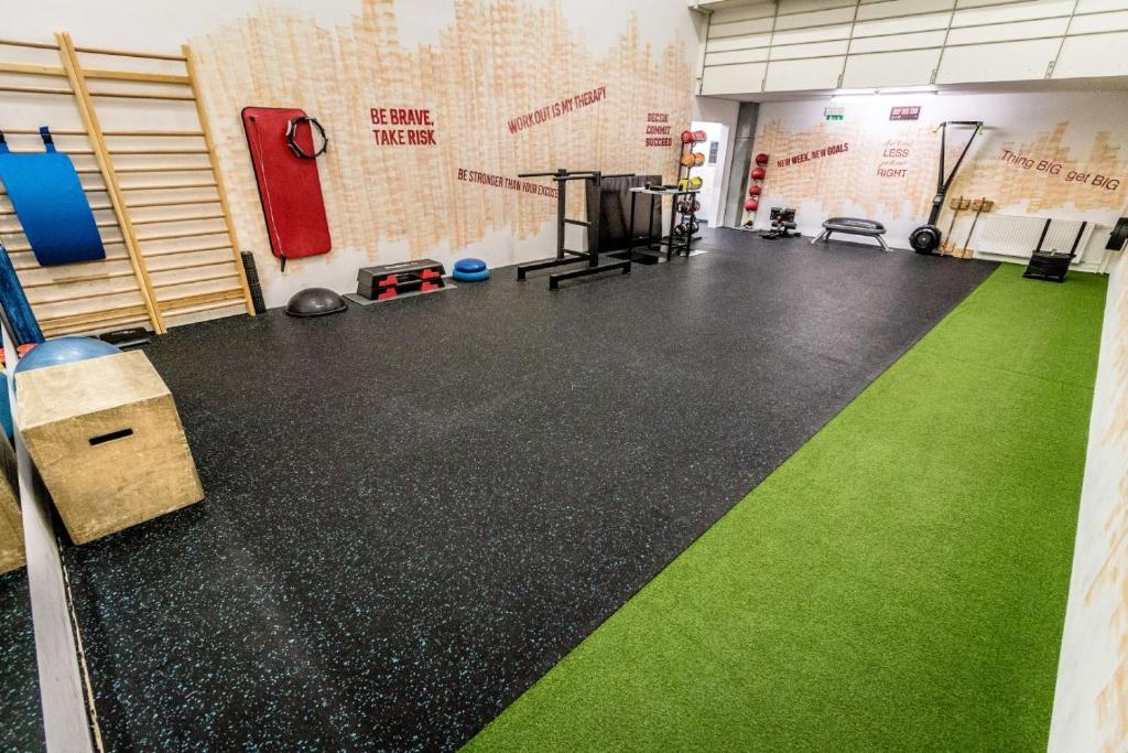 Fitness centrum a/nebo fitness zařízení v ubytování Bit Center Hotel