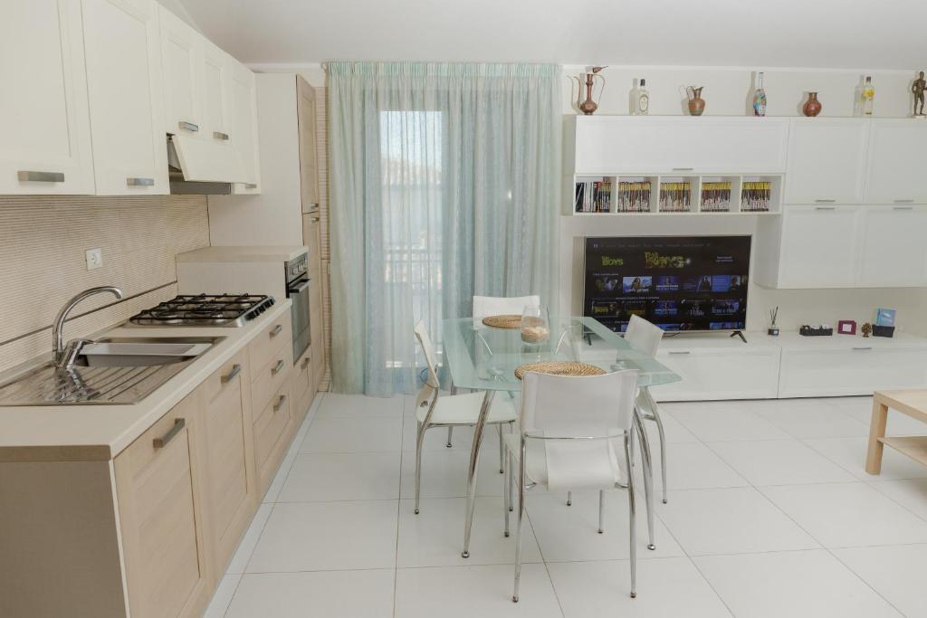 La Collina sul Mare Apartments - Apartment With Sea View