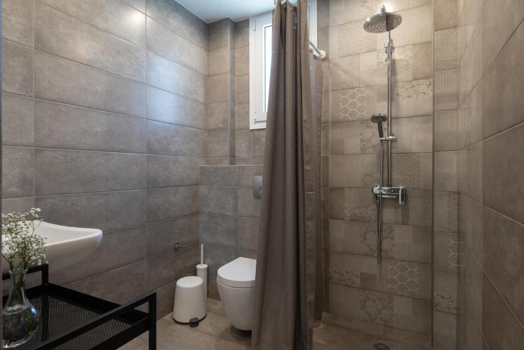 Kúpeľňa v ubytovaní Kochyli Garden Studios